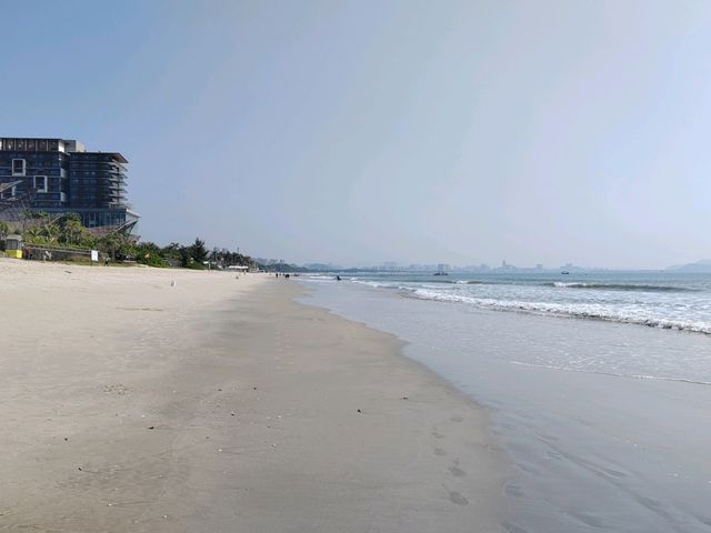 金町湾沙灘，七公里原生海岸線，水清沙幼白沙灘