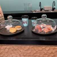 【東京/表参道🇯🇵】アヴァンギャルドな空間🕰 Vivienne Westwood CAFÉ