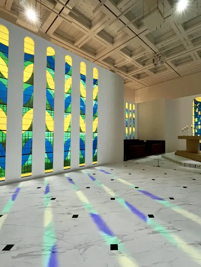 🎨 A Day of Art & Light at The National Art Center, Tokyo