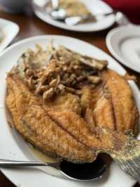 ร้านอาหารเป็นปลาเป็น นครพนม
