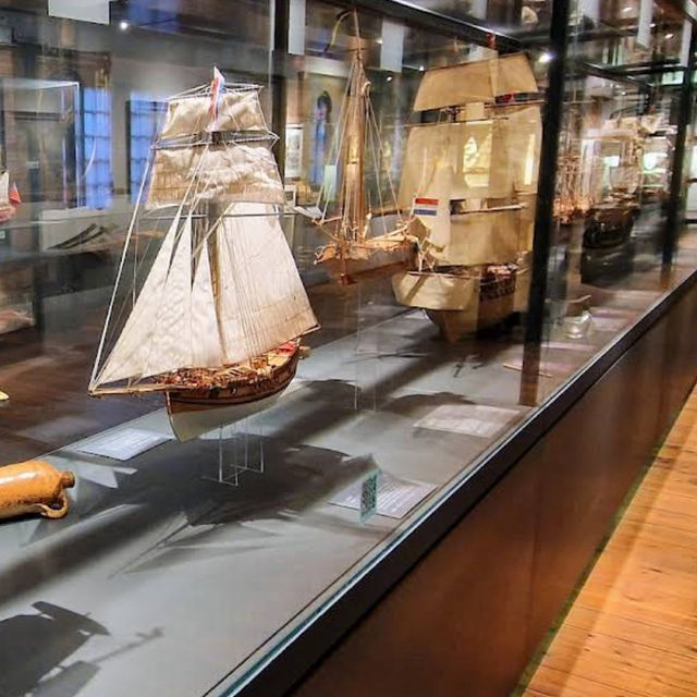 Voyage Through Maritime History: Internationales Maritimes Museum Hamburg Voyage Through Maritime History: Internationales Maritimes Museum Hamburg