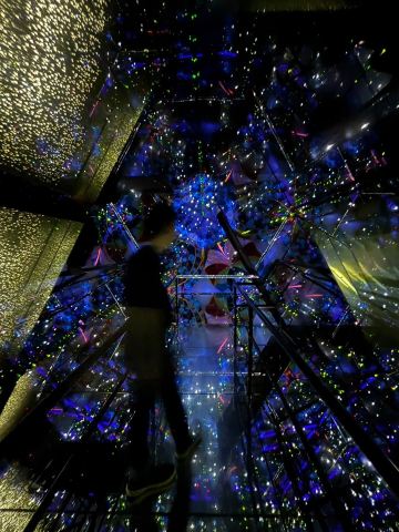 愛知・三河】幻想の万華鏡空間 三河工芸ガラス美術館✨ | Trip.com 西尾