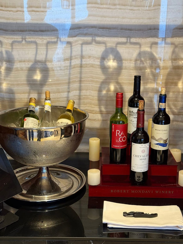 อาหารเช้าใน Club Lounge ที่ดึที่สุด ที่ Chengdu อาหารเช้าใน Club Lounge ที่ดึที่สุด ที่ Chengdu