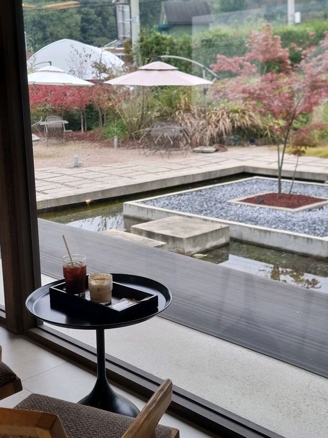 고즈넉한 분위기에, 카페 사리당