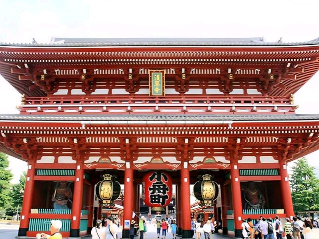 “วัดอาซากุสะ 🏯 สัญลักษณ์แห่งศรัทธาและความงดงาม " “วัดอาซากุสะ 🏯 สัญลักษณ์แห่งศรัทธาและความงดงาม "