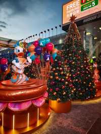 A Tapestry of Twilight and Tinsel