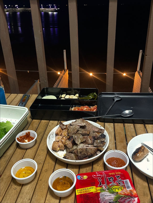 서해바다 앞 펜션&글램핑 <태안 센티마르펜션> 서해바다 앞 펜션&글램핑 <태안 센티마르펜션>