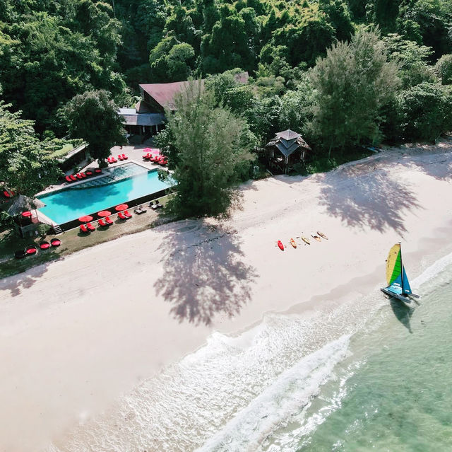 🏝️ Escape to Paradise: Bunga Raya Island Resort Review