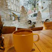 🇩🇰 Café Flottenheimer: Copenhagen's Cozy Hygge Haven