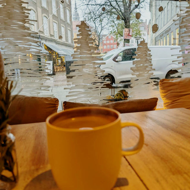 🇩🇰 Café Flottenheimer: Copenhagen's Cozy Hygge Haven