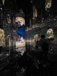 루이비통의 신상 제품을 가장 먼저 만나보세요. (With 루이호 팝업)