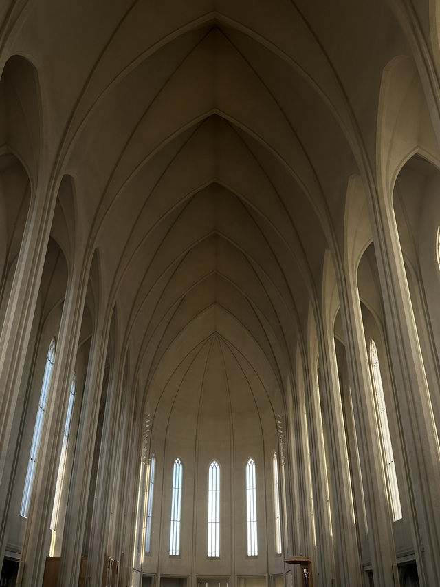 雷克雅維克必打卡人文雕塑🏙️ 雷克雅維克必打卡人文雕塑🏙️
