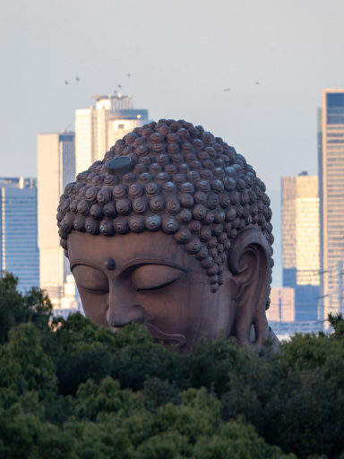 大仏 え？合成？AI？ノー！！！現実に存在してる大仏様です 聚楽園大仏