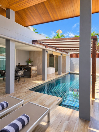 Poolside Escape Koh Lanta