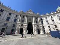 The Hofburg imperial palace in Vienna 🇦🇹