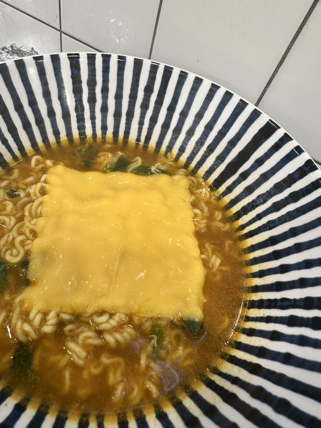🇰🇷韓国 / ソウル 一人ご飯ok!駅構内にある美味しいキンパ屋さん