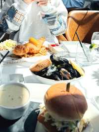 캐나다 빅토리아 아일랜드 맛집^^Finn's seafood chops cocktails~