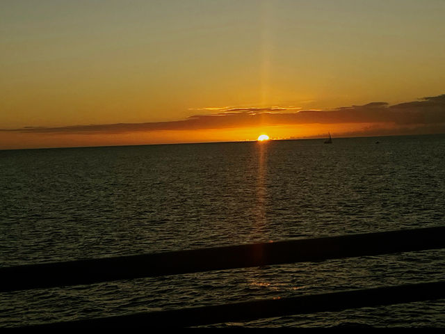 Sunset cruise was very beautiful and relaxing. Nothing but good vibes 