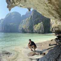 White Sand! Blue Lagoon! Monkey! Bamboo Raft!
