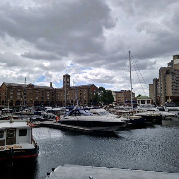 ⚓ Explore St. Katherine's Dock in London 🇬🇧: Hidden Gems Await! ⭐