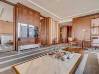 Waldorf Astoria Dubai International Financial