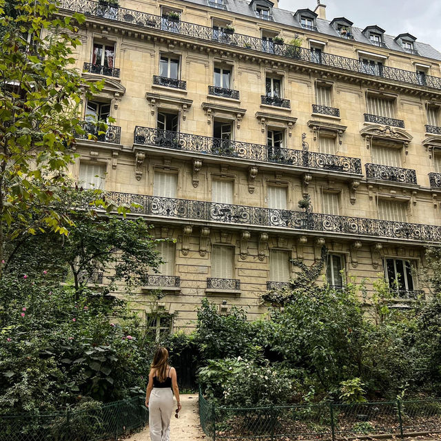 Paris is the love capital ❤️🇫🇷