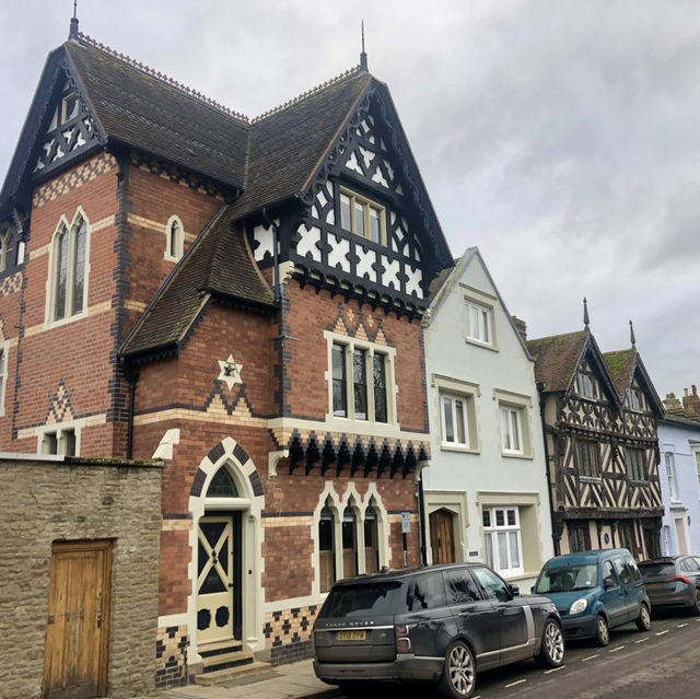 Lovely Ludlow