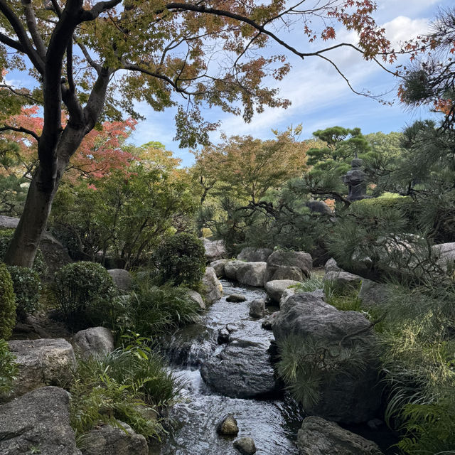 A Perfect Day in Fukuoka: Art, Gardens, Castle Views & Ramen Hits 