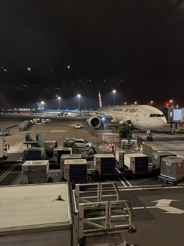 【搭乗記】中国東方航空長距離便ビジネスクラス - MU772便 アムステルダム発上海行き搭乗レポート