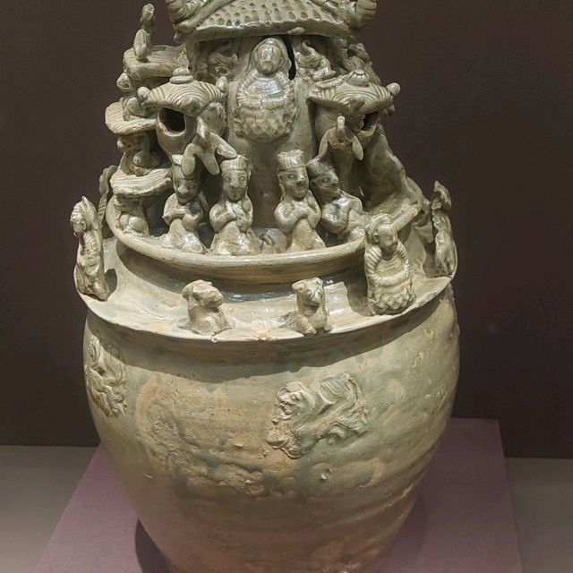Shanghai Museum is really a beautiful museum 