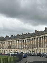 Discover Bath: A City of Roman Heritage and Georgian Elegance 🏛️