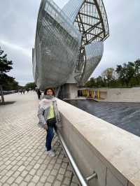 Fondation Louis Vuitton Review: Architecture, Art & Nature in Paris