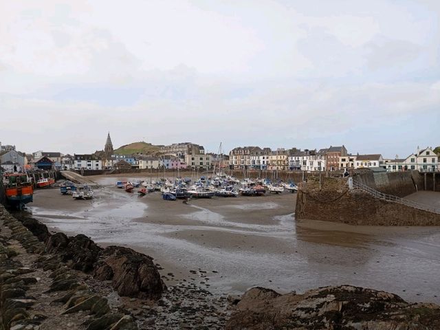 A walk around the harbour Ifracombe Devon 