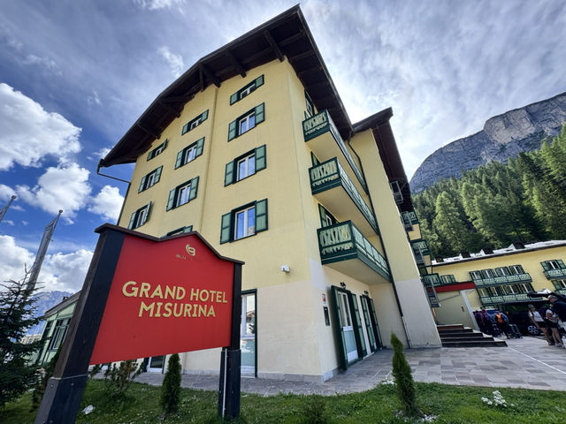 米蘇裡納湖畔的Grand Hotel Misurina住三晚 米蘇裡納湖畔的Grand Hotel Misurina住三晚