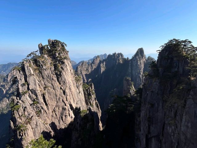 Huangshan วันฟ้าปลอดโปร่ง Huangshan วันฟ้าปลอดโปร่ง