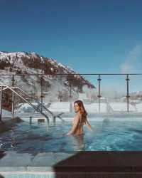 Rooftop Euphoria: Unwinding at W Aspen's Heated Pool