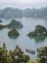 Halong Bay, Vietnam🏞️Unique karst landscape