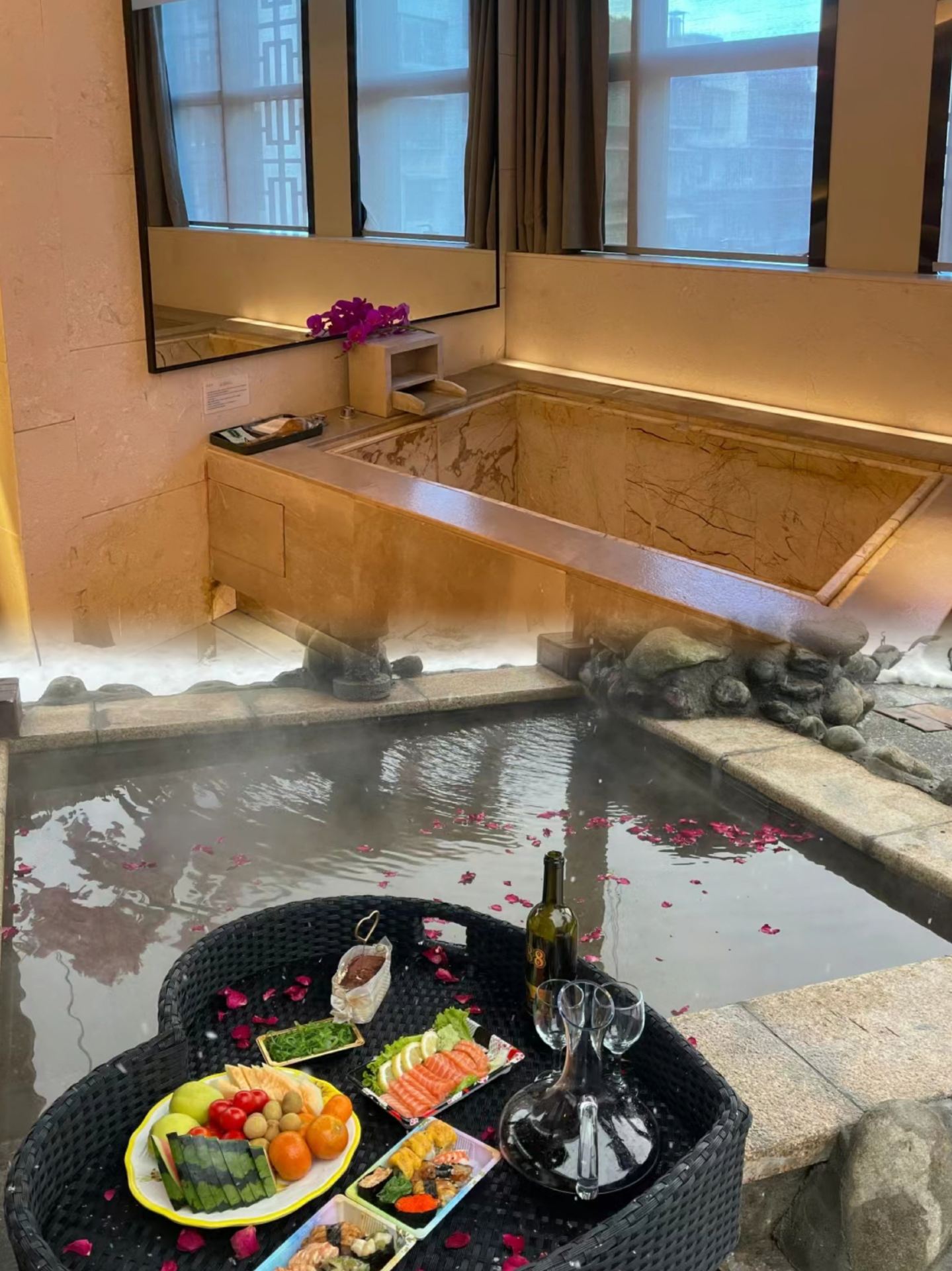 Coming to Yanji and not soaking in a private hot spring, you are confused