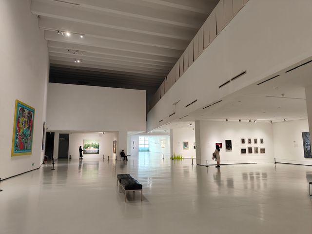 羅中立美術館｜閒逛美術展