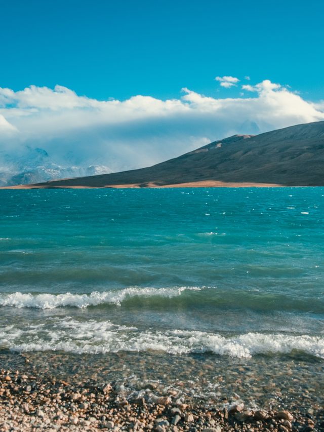 年度旅行盤點｜西藏衝巴雍錯，我到過最冷的地方，見過最藍的湖