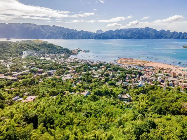 私はここが東南アジアの島々の天井だと宣言します！