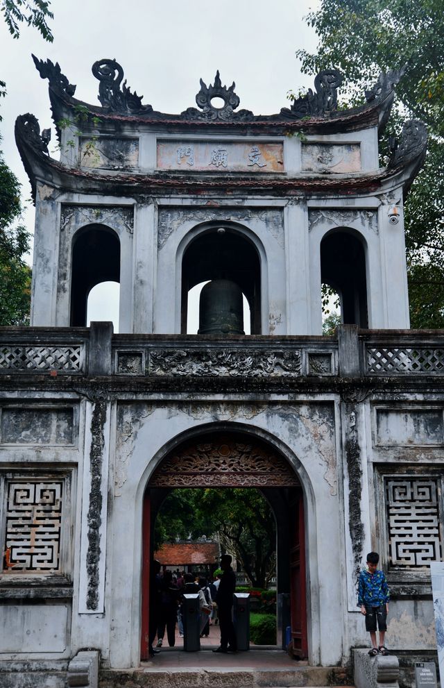 震驚！沒想到越南文廟的孔子竟然長這樣