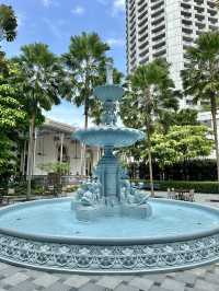 新加坡｜萊福士Raffles藍色噴泉