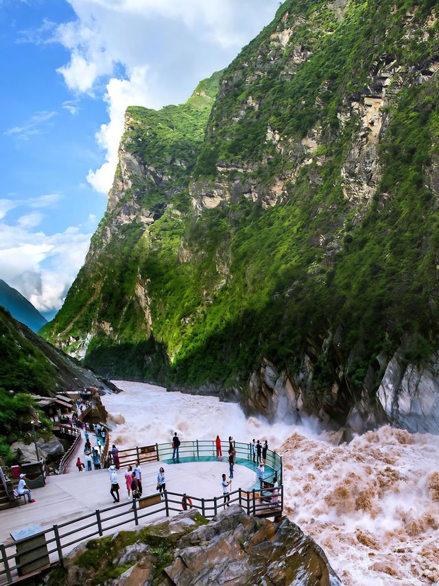 被國家地理評為「中國十大最美峽谷」，大自然的鬼斧神工！