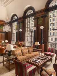 🌟 Luxe London Lodging: Raffles at the OWO 🌟