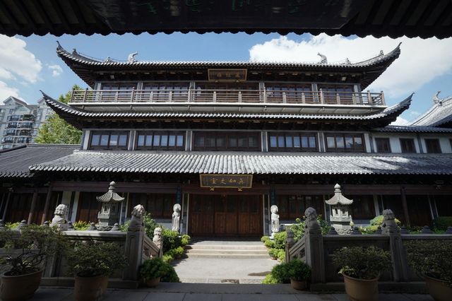 不要錯過這座上海最古老的寺院之一工真如寺。