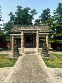 運城常平關帝廟|關公文化最早的發源地 這座廟宇原是關羽的故宅，關羽從出生到避禍出逃之前一直生活於此。