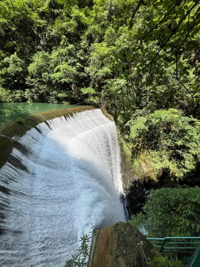 구이저우 구이양 샹후옌 | 직하하는 샹후옌 폭포