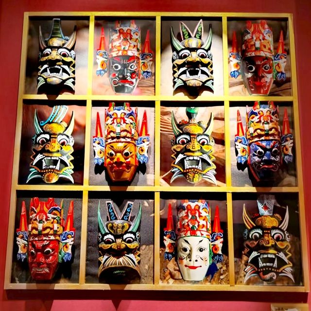 西安美術館  迎春展春意盎然，圖畫禪禪悟達曠。