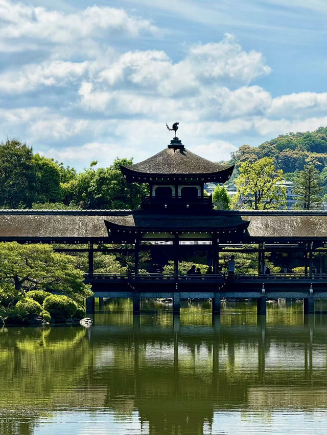 ⛩️京都平安神宮：傳統之美與寧靜的和諧交融